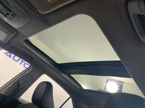 Used 2023 Toyota Camry XSE w/ Navigation Package image 31