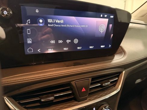 Used 2025 Buick Encore GX Preferred FWD image 22