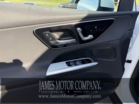 Certified 2025 Mercedes-Benz GLC 300 4MATIC image 11