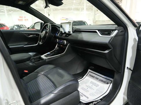 Used 2020 Toyota RAV4 XSE image 30
