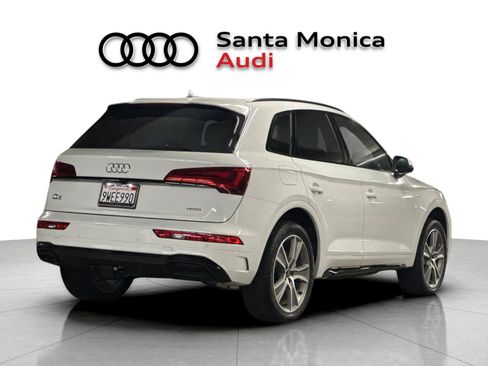 Used 2025 Audi Q5 2.0T Premium w/ Convenience Plus Package AWD/4WD image 2