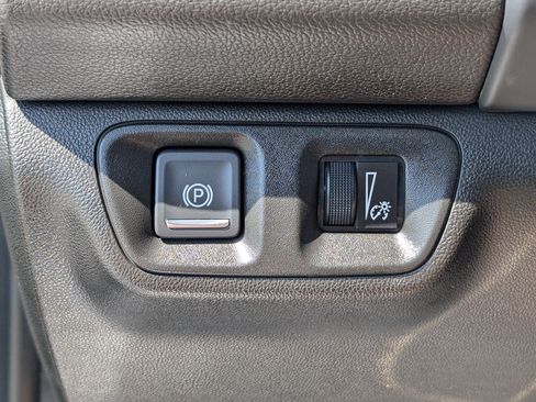 Used 2020 GMC Acadia SLT AWD/4WD image 25