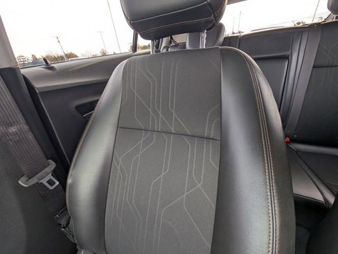 Used 2017 Chevrolet Trax LT w/ LT Convenience Package image 13