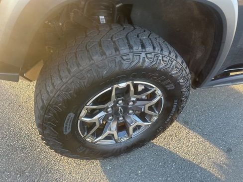 Certified 2024 Chevrolet Colorado ZR2 image 8