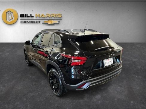 New 2026 Chevrolet Trax LT w/ Driver Confidence Package FWD image 13