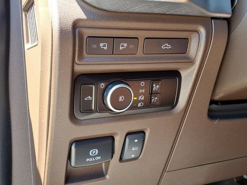 Used 2023 Ford F150 King Ranch w/ Equipment Group 601A High AWD/4WD image 22