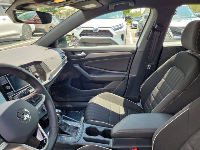 Used 2024 Volkswagen Jetta Sport FWD image 16