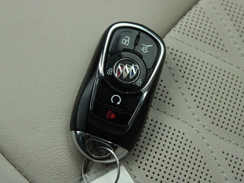 Used 2022 Buick Enclave Avenir AWD/4WD image 55
