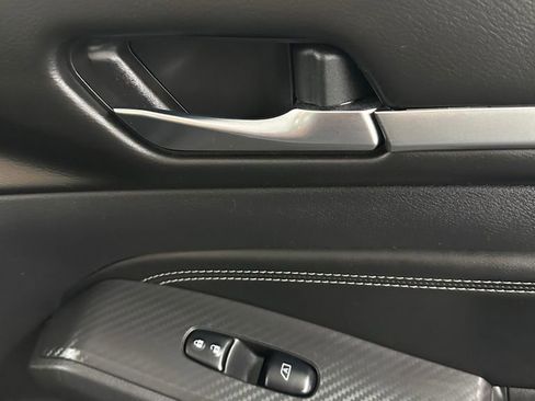 Used 2019 Nissan Altima 2.5 Platinum AWD/4WD image 33