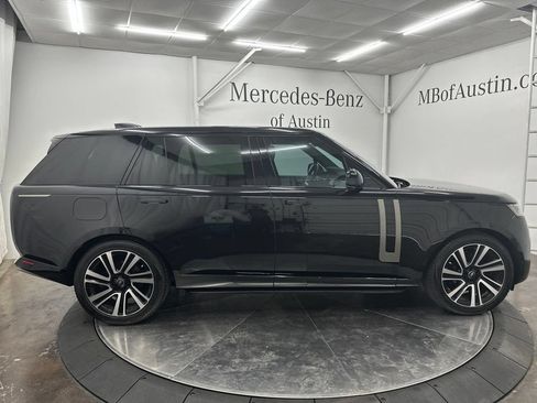 Used 2023 Land Rover Range Rover Long Wheelbase SE AWD/4WD image 8