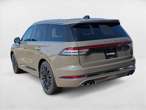 New 2025 Lincoln Aviator Black Label image 2
