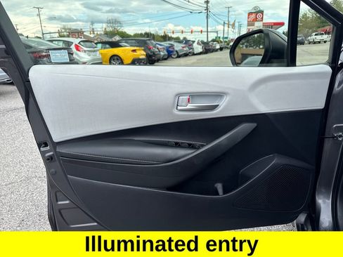 Used 2024 Toyota Corolla SE w/ SE Package FWD image 11