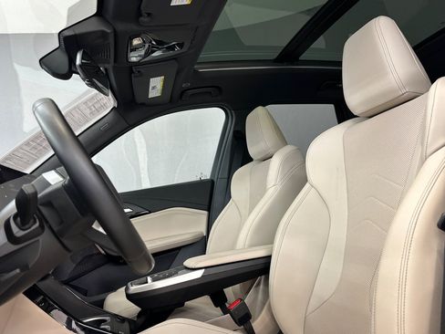 Certified 2023 BMW X1 xDrive28i w/ Premium Package AWD/4WD image 5