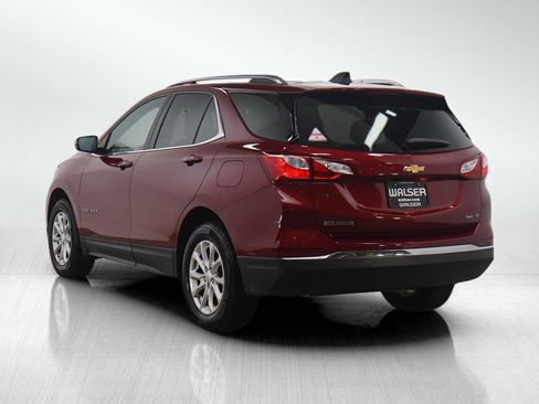 Used 2018 Chevrolet Equinox LT w/ Sun & Infotainment Package image 4