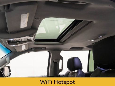 Used 2020 Cadillac Escalade ESV Luxury image 20