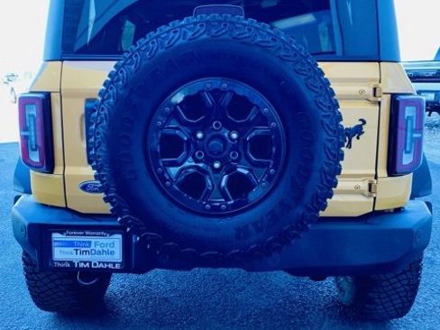 Used 2022 Ford Bronco Wildtrak image 5