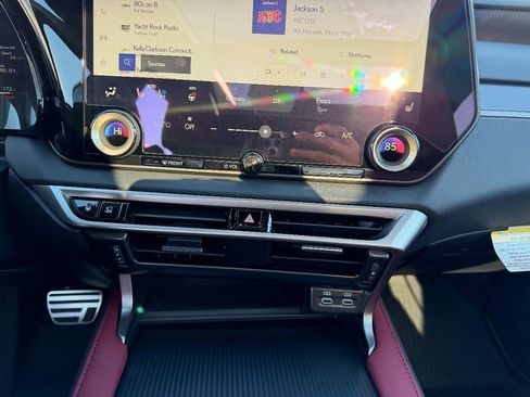 Used 2025 Lexus RX 350 F Sport w/ Convenience Package image 17