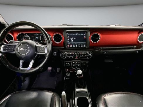Used 2020 Jeep Gladiator Rubicon w/ Dual Top Group AWD/4WD image 8
