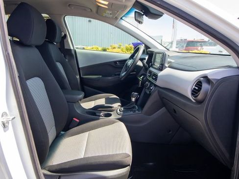 Used 2019 Hyundai Kona SE AWD/4WD image 14
