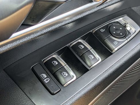 Used 2024 Kia Telluride S w/ S Sunroof Package FWD image 34