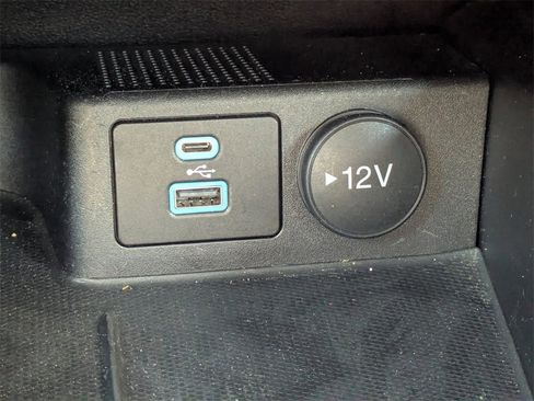 Used 2022 Ford Escape Titanium image 22