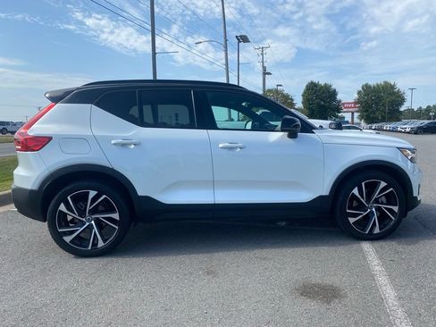 Used 2021 Volvo XC40 T5 R-Design w/ Advanced Package AWD/4WD image 10