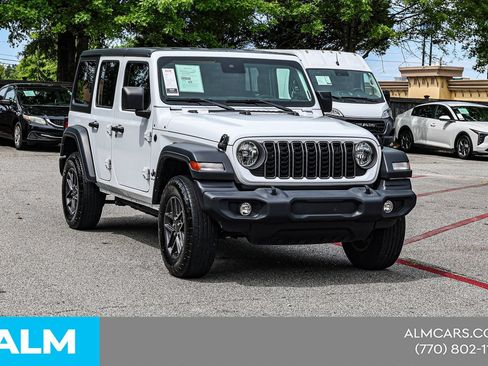 Used 2025 Jeep Wrangler Unlimited Sport AWD/4WD image 5