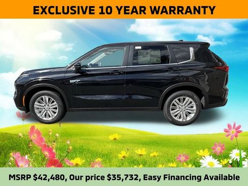 New 2025 Mitsubishi Outlander ES image 3