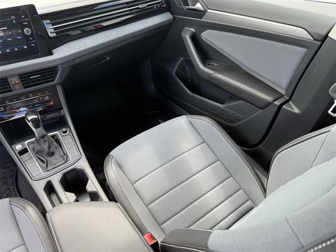 New 2026 Volkswagen Jetta SE image 27