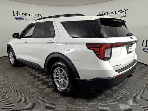Used 2026 Ford Explorer Active RWD image 6