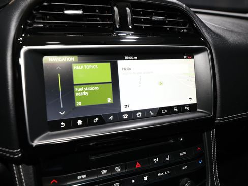 Used 2017 Jaguar F-PACE S AWD/4WD image 58