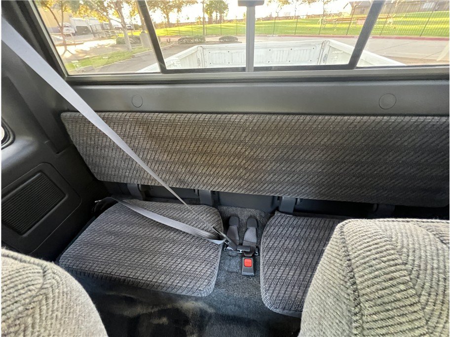 Used 1992 Toyota Pickup SR5 RWD image 13