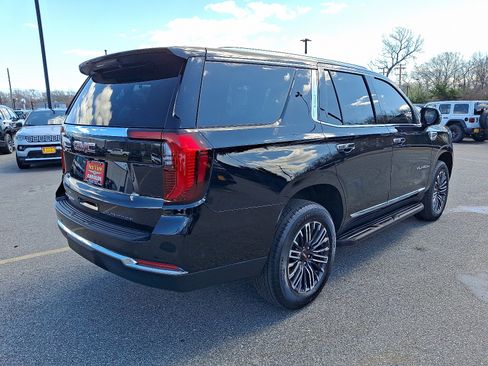 Used 2025 GMC Yukon Elevation image 6