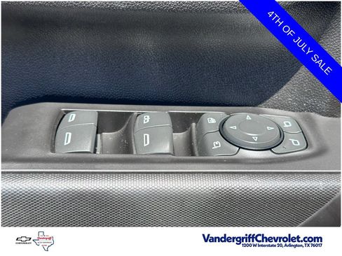 Used 2022 Chevrolet Silverado 2500 Custom w/ Custom Value Package AWD/4WD image 22