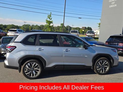 Used 2025 Subaru Forester Touring w/ Popular Package - Touring AWD/4WD image 2