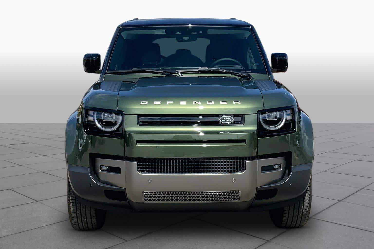 New 2026 Land Rover Defender 110 S AWD/4WD image 3