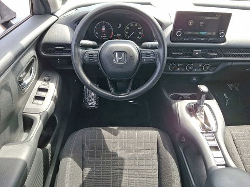 Used 2023 Honda HR-V LX image 12
