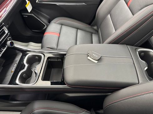 New 2026 Chevrolet Traverse RS image 41