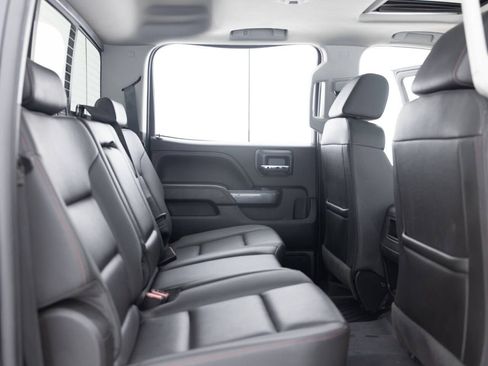 Used 2018 GMC Sierra 2500 SLT w/ All Terrain HD Package image 33