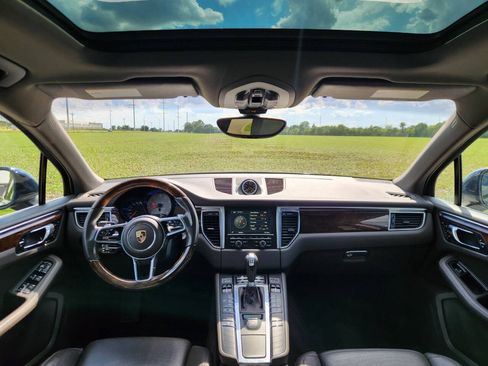 Used 2016 Porsche Macan S AWD/4WD image 7