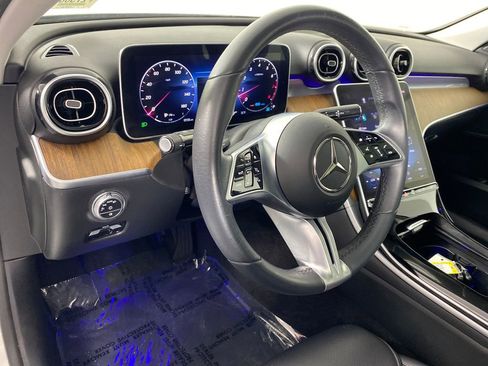Used 2022 Mercedes-Benz C 300 Sedan image 11