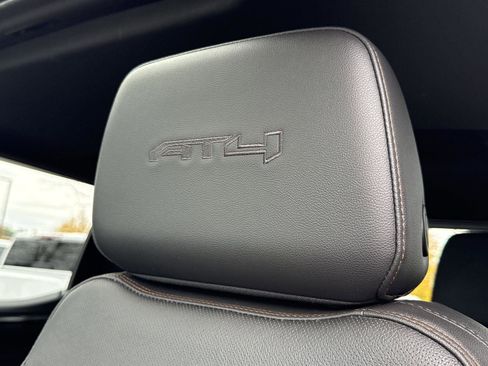 Used 2023 GMC Sierra 1500 AT4 w/ AT4 Premium Package image 19