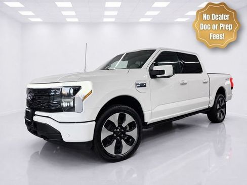 Used 2024 Ford F150 Lightning Platinum AWD/4WD image 2
