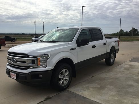 Used 2019 Ford F150 XLT w/ Equipment Group 301A Mid AWD/4WD image 6