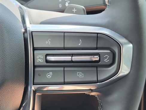 New 2025 GMC Acadia Elevation w/ Black Edition image 22