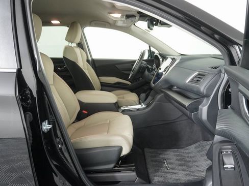 Used 2024 Subaru Ascent Premium w/ Convenience Package image 39