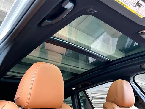 Used 2023 BMW X3 sDrive30i w/ Premium Package image 14