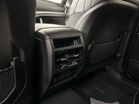 New 2026 Jeep Grand Cherokee Limited AWD/4WD image 16