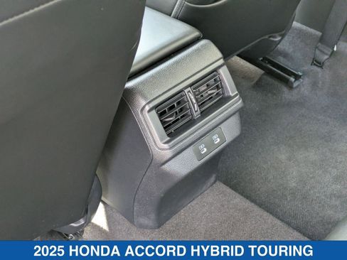 Used 2025 Honda Accord Touring image 32