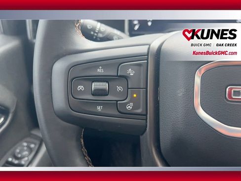 Used 2025 GMC Sierra 2500 AT4 w/ AT4 Premium Plus Package image 29